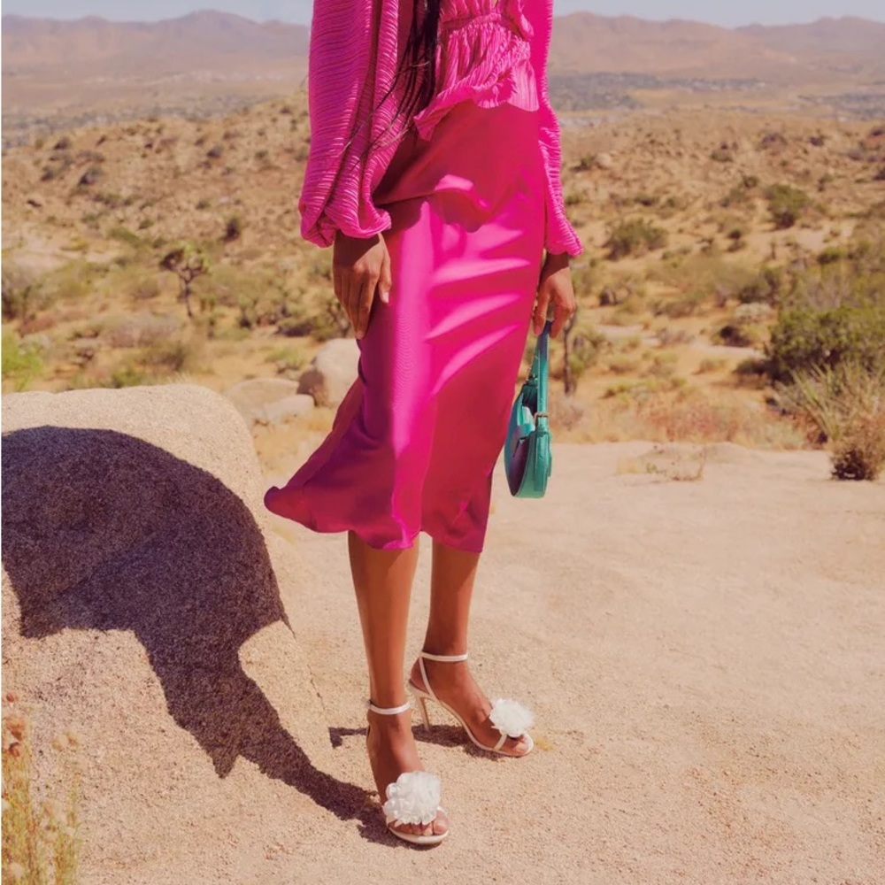 Lulu’s magenta midi satin skirt NTW